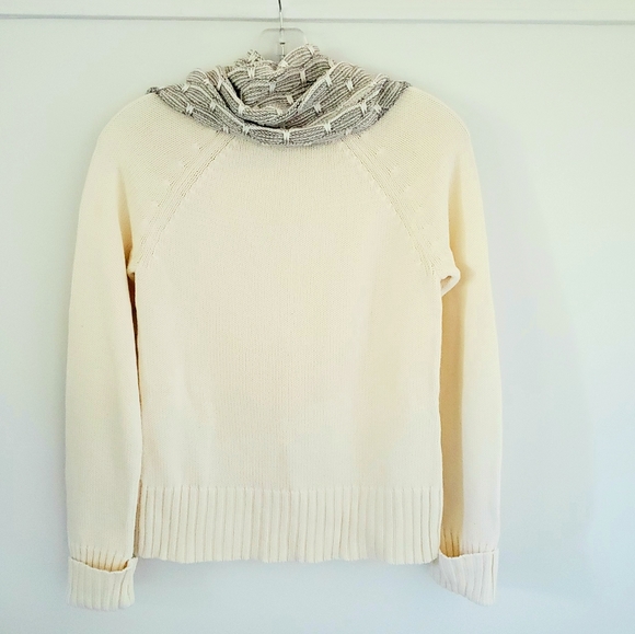 ❌️SOLD❌️ Chadwicks Cream & Grey Cowl Neck Sweater, Sm - Picture 2 of 10